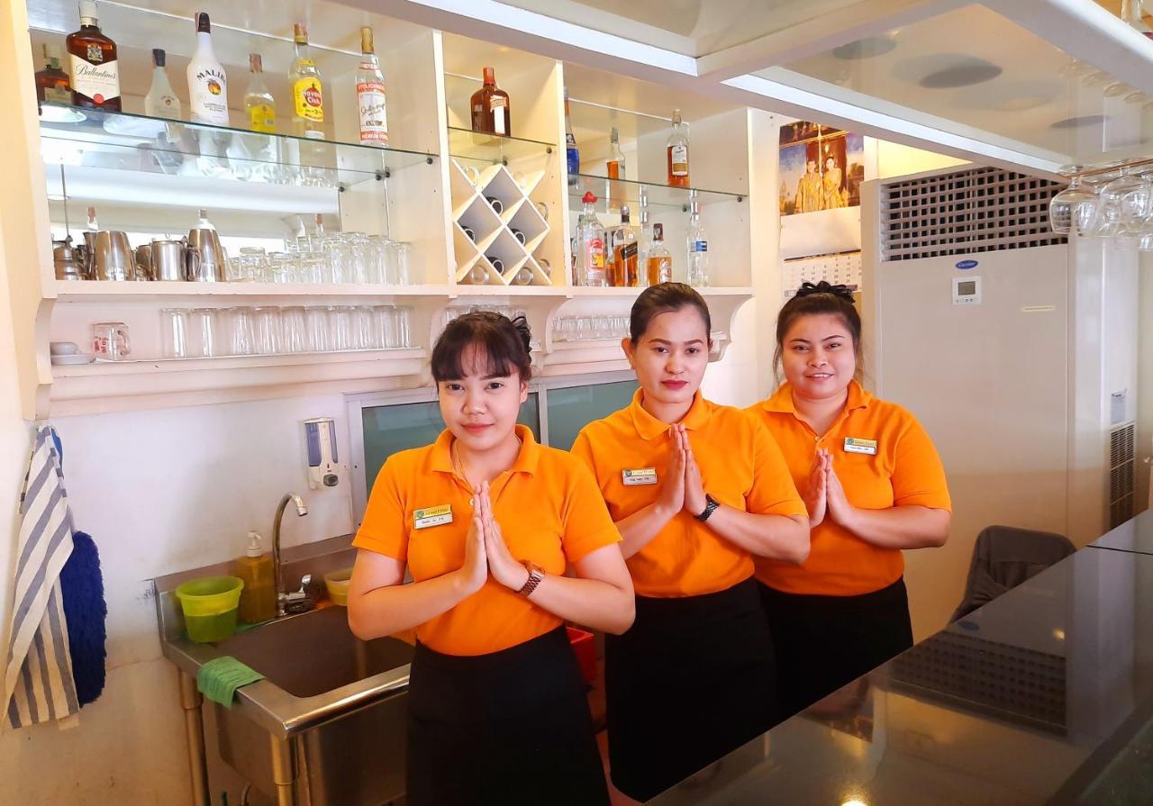 格兰大酒店 芭達亞 外观 照片